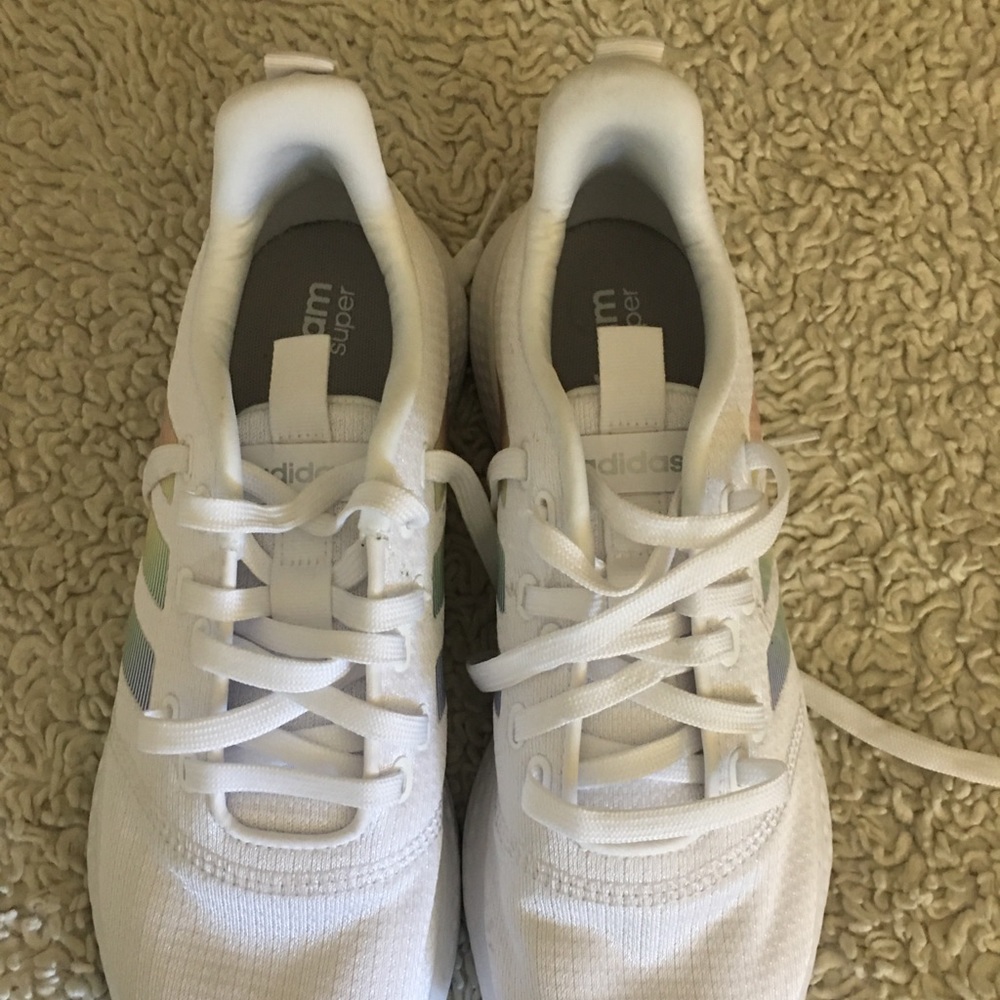 Adidas - Picture 3 of 12